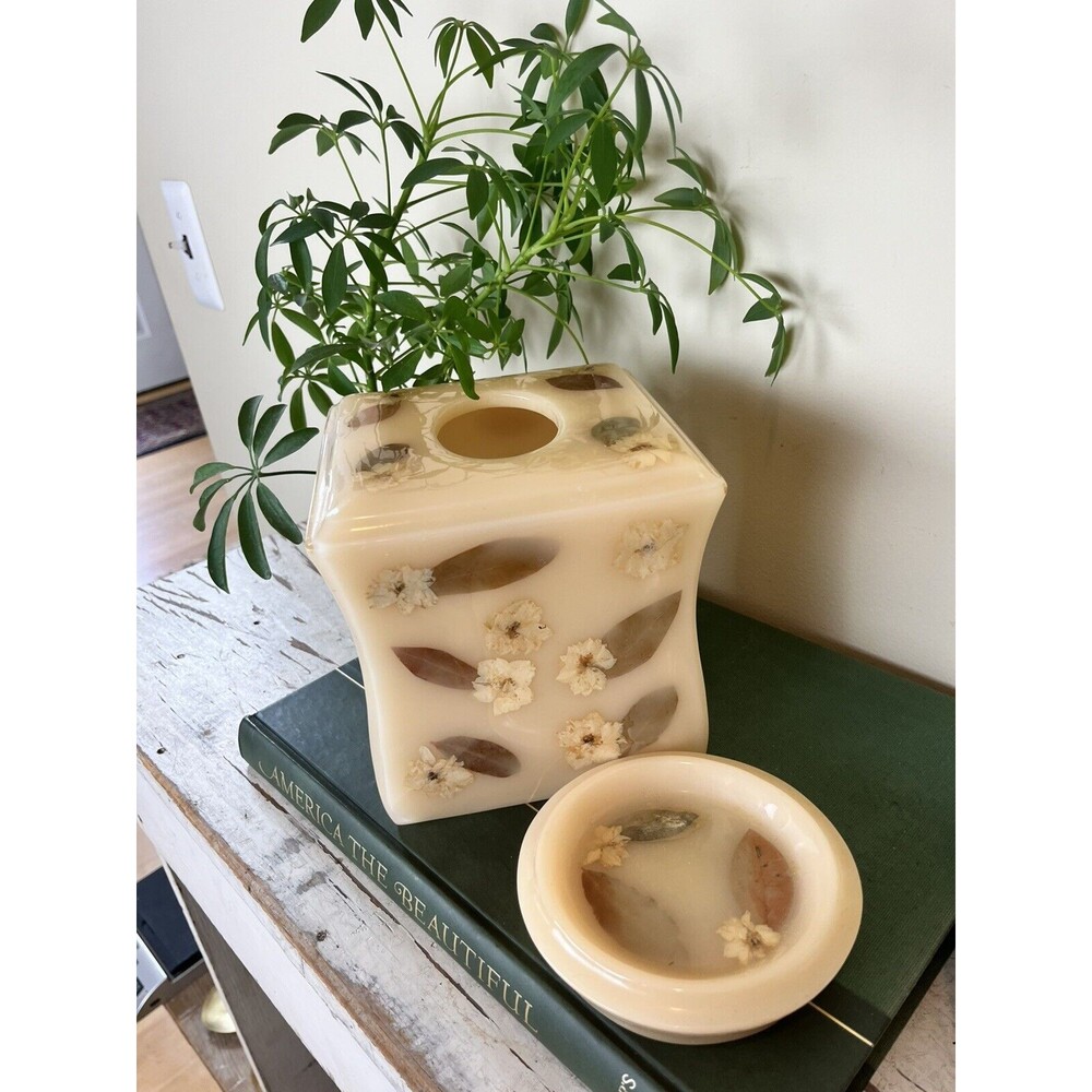 Vintage Cream Acrylic Dried Flowers Tissue Box & Soap Dish Bathroom Set / Retro - Picture 8 of 9